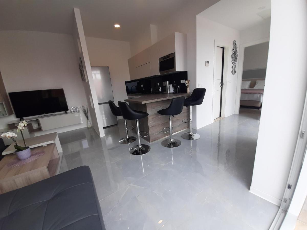 Apartments Marlin Blue ดูบรอฟนิก ภายนอก รูปภาพ
